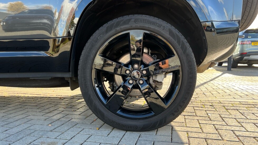 Used Land Rover Defender 2024 for sale - 76717225: Photo 33