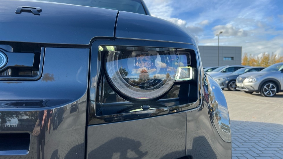 Used Land Rover Defender 2024 for sale - 76717225: Photo 40