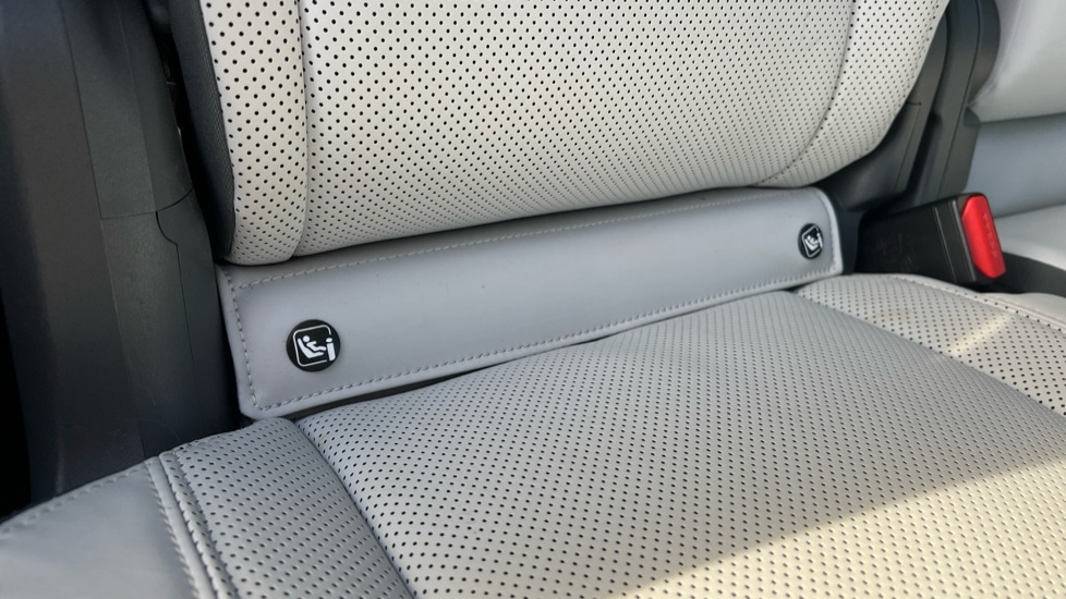 Used Land Rover Defender 2024 for sale - 76717225: Photo 51