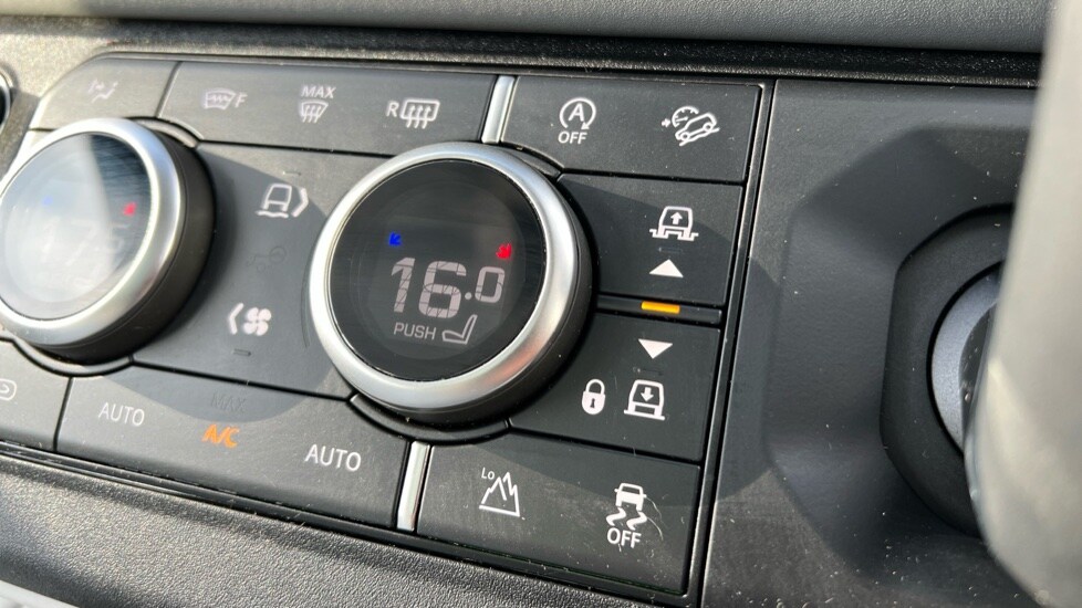 Used Land Rover Defender 2024 for sale - 76717225: Photo 73