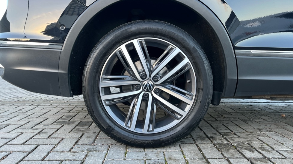 Used Volkswagen Tiguan Allspace 2023 for sale - 76842101: Photo 19