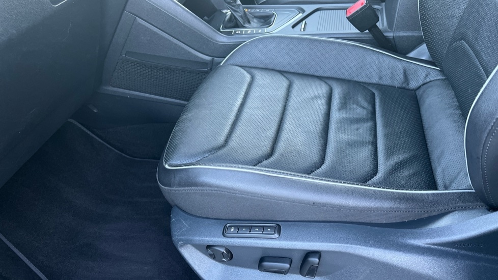 Used Volkswagen Tiguan Allspace 2023 for sale - 76842101: Photo 32