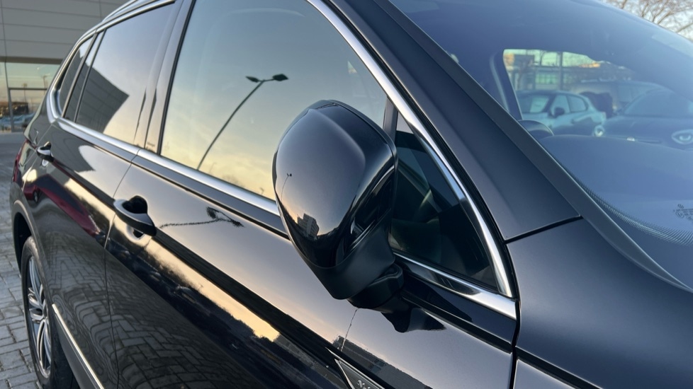 Used Volkswagen Tiguan Allspace 2023 for sale - 76842101: Photo 38