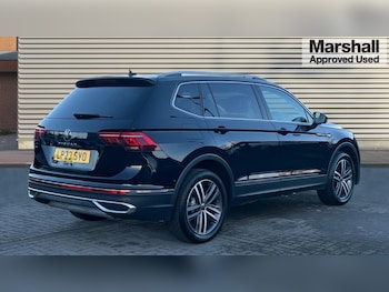 Used Volkswagen Tiguan Allspace 2023 for sale - 76842101: Photo