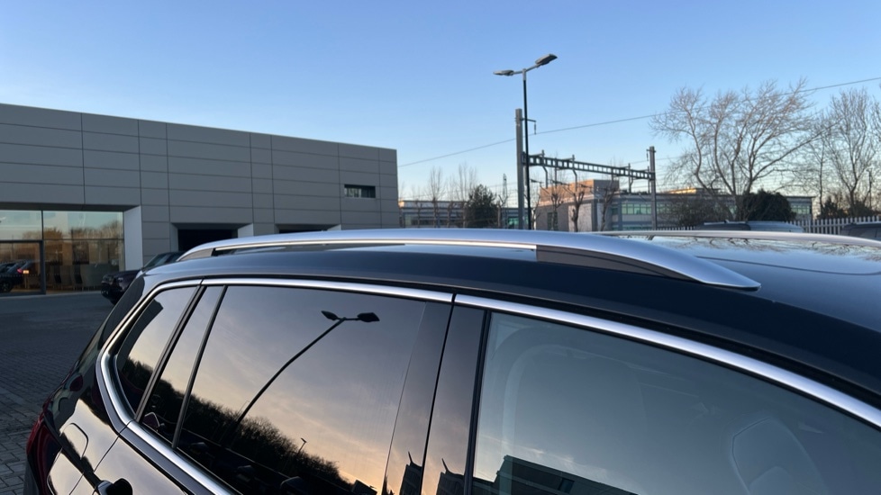 Used Volkswagen Tiguan Allspace 2023 for sale - 76842101: Photo 40