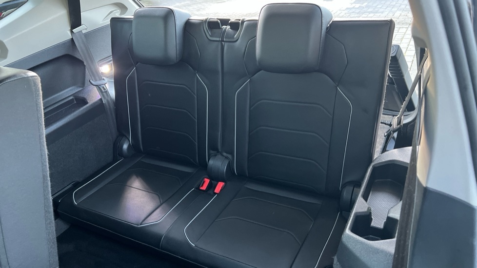 Used Volkswagen Tiguan Allspace 2023 for sale - 76842101: Photo 63