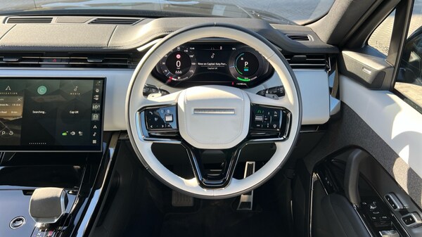 Used Land Rover Range Rover Sport 2025 for sale - 76140279: Photo 15