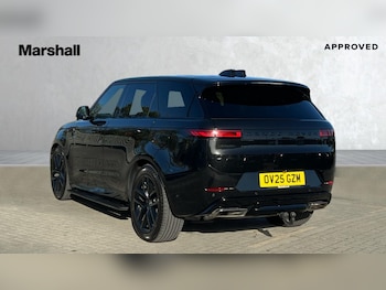 Used Land Rover Range Rover Sport 2025 for sale - 76140279: Photo 2