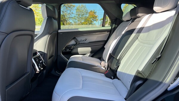 Used Land Rover Range Rover Sport 2025 for sale - 76140279: Photo 4
