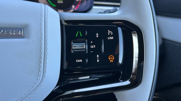 Used Land Rover Range Rover Sport 2025 for sale - 76140279: Photo 76