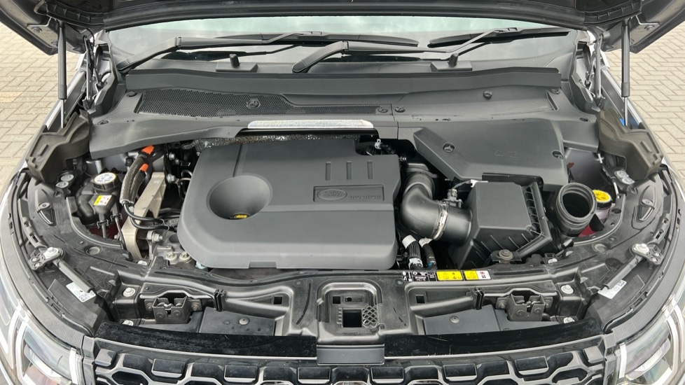 Used Land Rover Discovery Sport 2023 for sale - 76140205: Photo 45