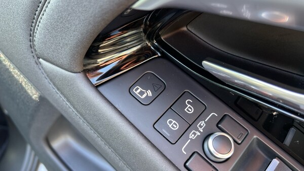 Used Land Rover Range Rover Evoque 2019 for sale - 76176302: Photo 41