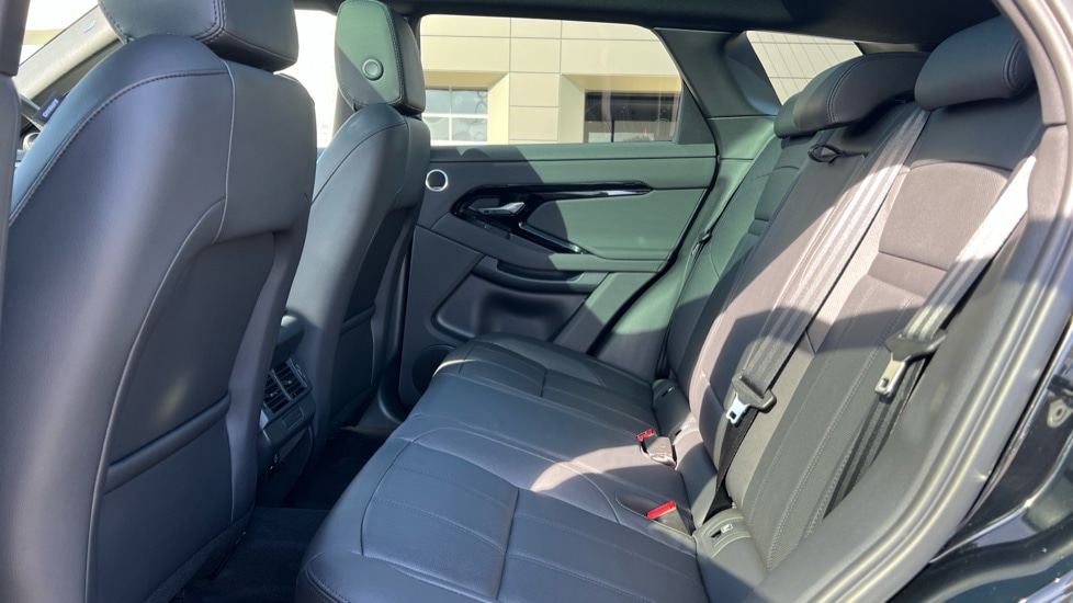 Used Land Rover Range Rover Evoque 2025 for sale - 77035793: Photo 4