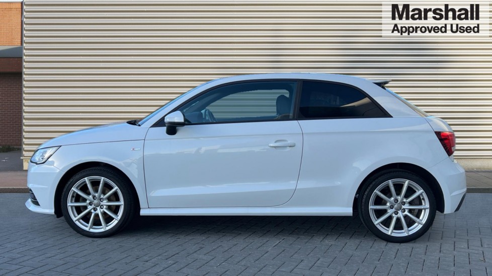 Used Audi A1 2015 for sale - 76881721: Photo 6