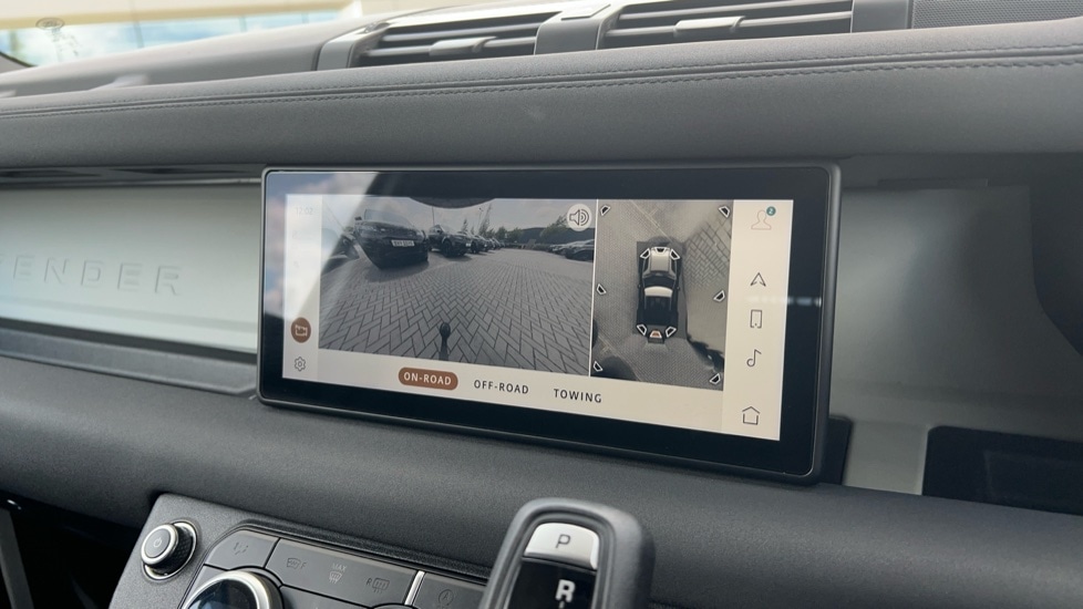 Used Land Rover Defender 2022 for sale - 76635765: Photo 12