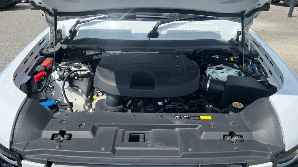 Used Land Rover Defender 2022 for sale - 76635765: Photo 30