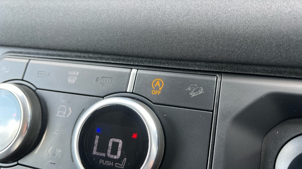 Used Land Rover Defender 2022 for sale - 76635765: Photo 58