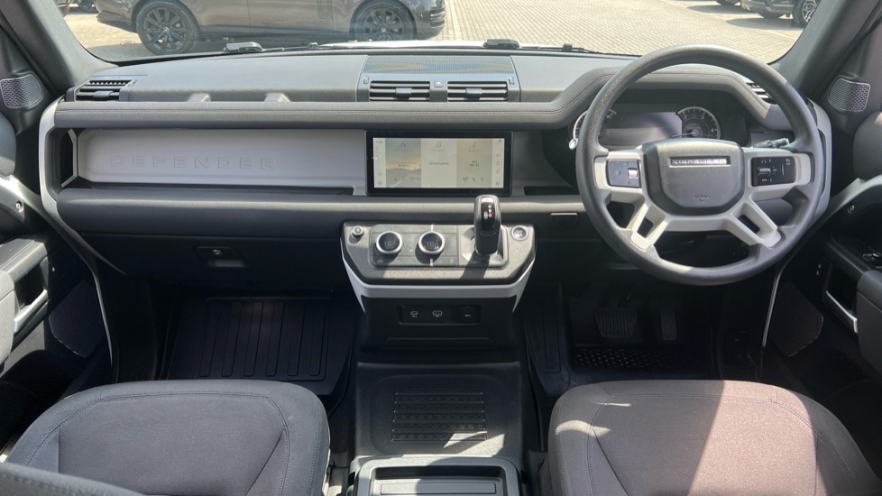 Used Land Rover Defender 2022 for sale - 76635765: Photo 9