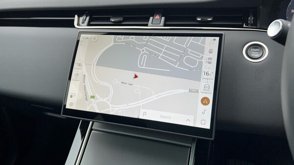 Used Land Rover Range Rover Evoque 2025 for sale - 75758737: Photo 11