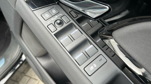 Used Land Rover Range Rover Evoque 2025 for sale - 75758737: Photo 41