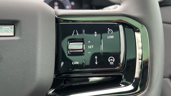 Used Land Rover Range Rover Evoque 2025 for sale - 75758737: Photo 64