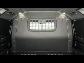 Used Land Rover Defender 2024 for sale - 73964164: Photo