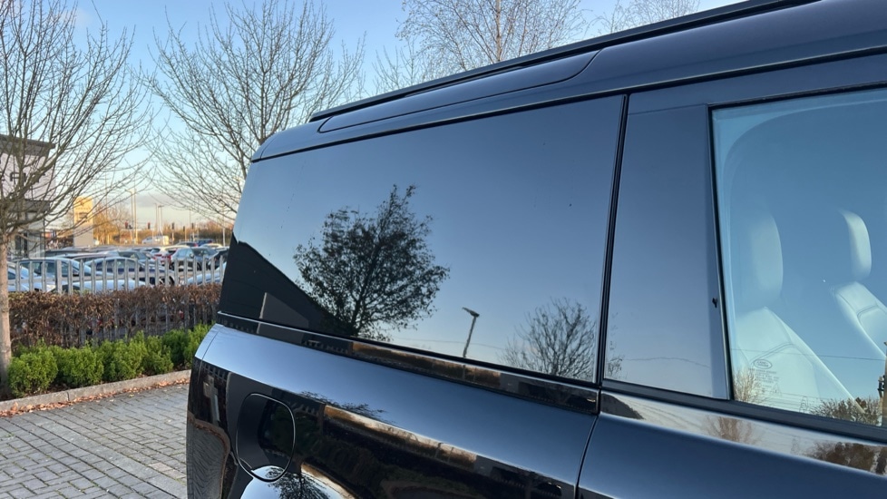 Used Land Rover Defender 2025 for sale - 76915099: Photo 34