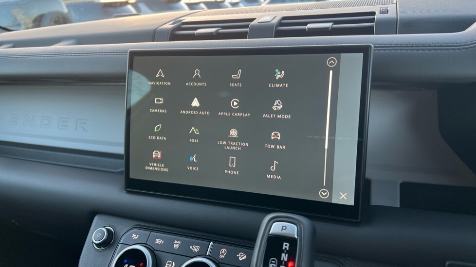 Used Land Rover Defender 2025 for sale - 76915099: Photo 56