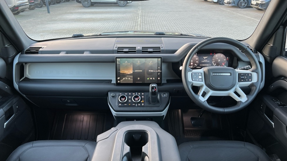 Used Land Rover Defender 2025 for sale - 76915099: Photo 9