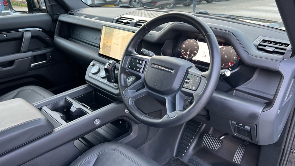 Used Land Rover Defender 2025 for sale - 76540144: Photo 28