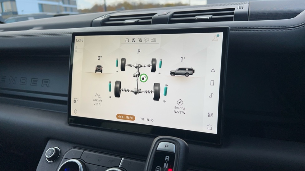 Used Land Rover Defender 2025 for sale - 76540144: Photo 64