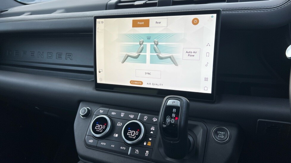 Used Land Rover Defender 2025 for sale - 76540144: Photo 69