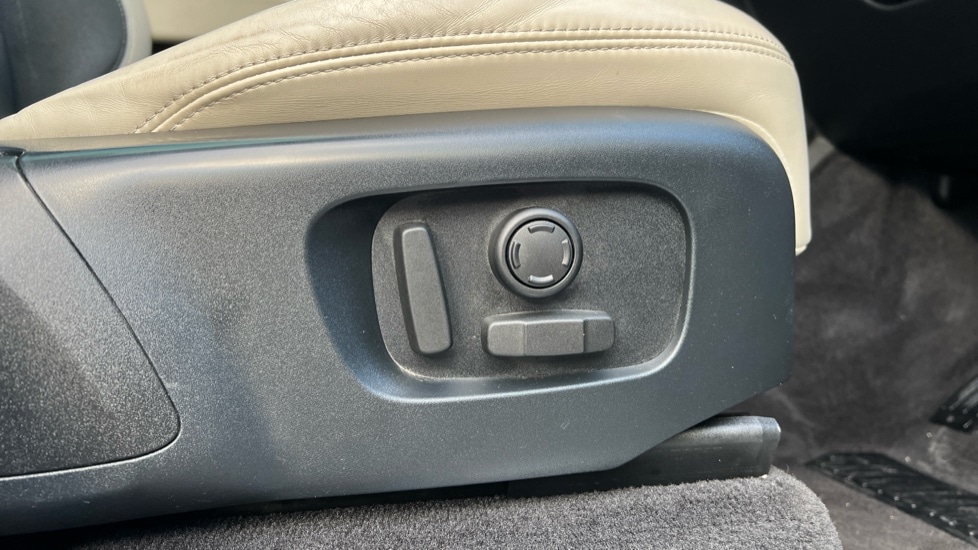 Used Land Rover Range Rover Sport 2019 for sale - 76660924: Photo 44