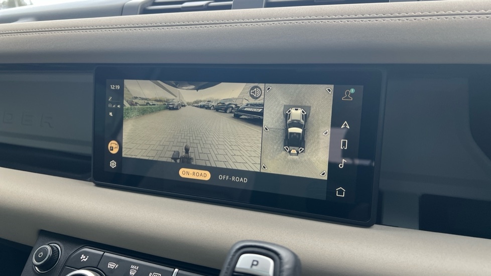 Used Land Rover Defender 2023 for sale - 76915091: Photo 12