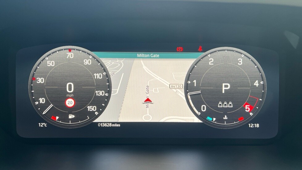 Used Land Rover Defender 2023 for sale - 76915091: Photo 16