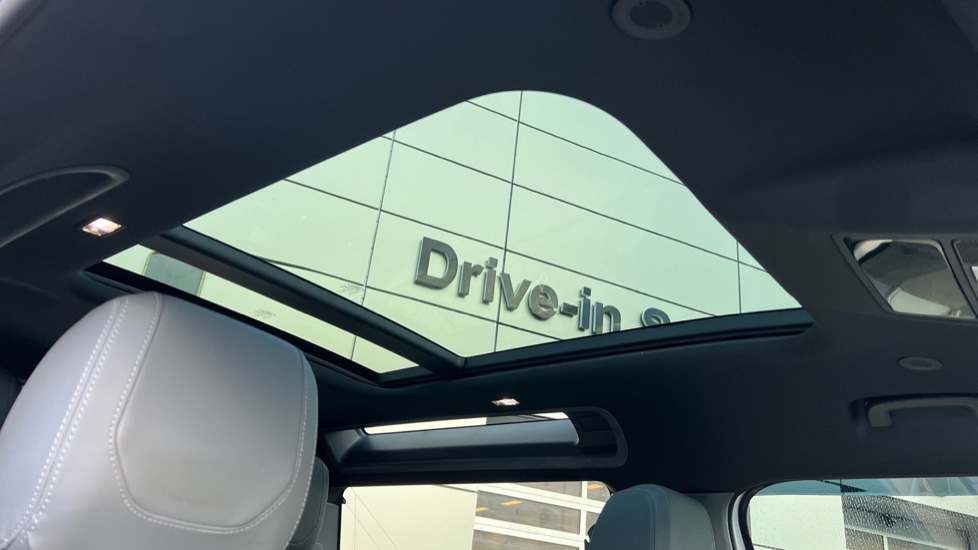 Used Land Rover Defender 2023 for sale - 76915091: Photo 21