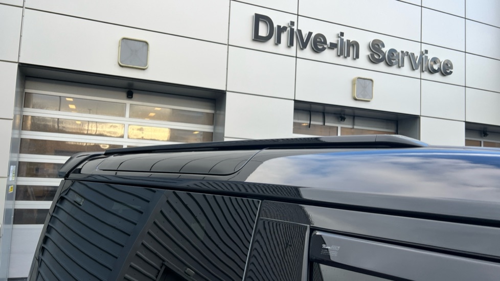 Used Land Rover Defender 2023 for sale - 76915091: Photo 36