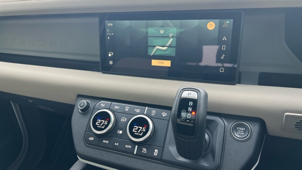 Used Land Rover Defender 2023 for sale - 76915091: Photo 65