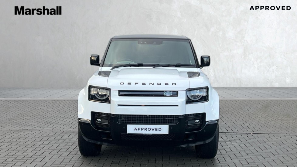 Used Land Rover Defender 2023 for sale - 76915091: Photo 7