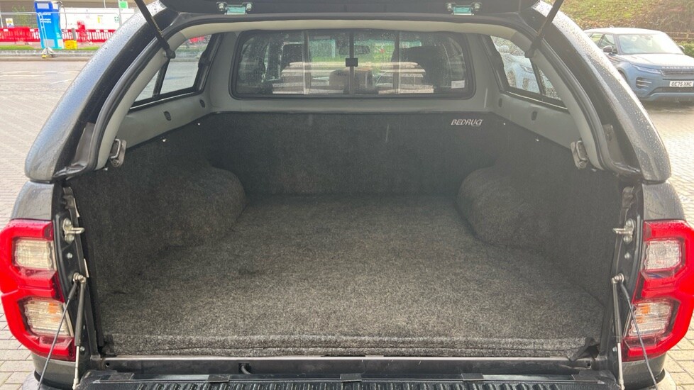 Used Toyota Hilux 2022 for sale - 77031448: Photo 15