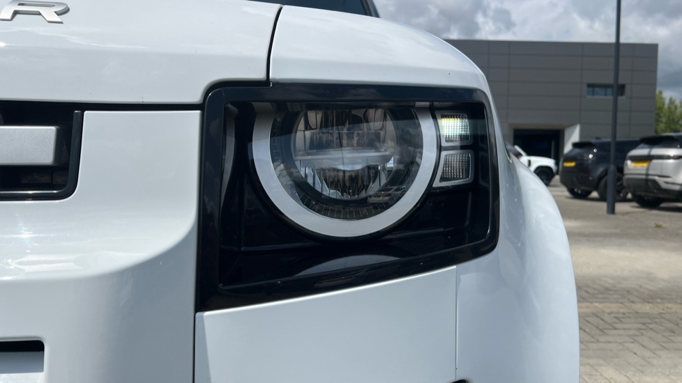 Used Land Rover Defender 2022 for sale - 76851272: Photo 38