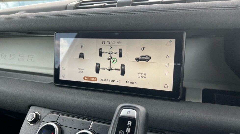 Used Land Rover Defender 2022 for sale - 76851272: Photo 54