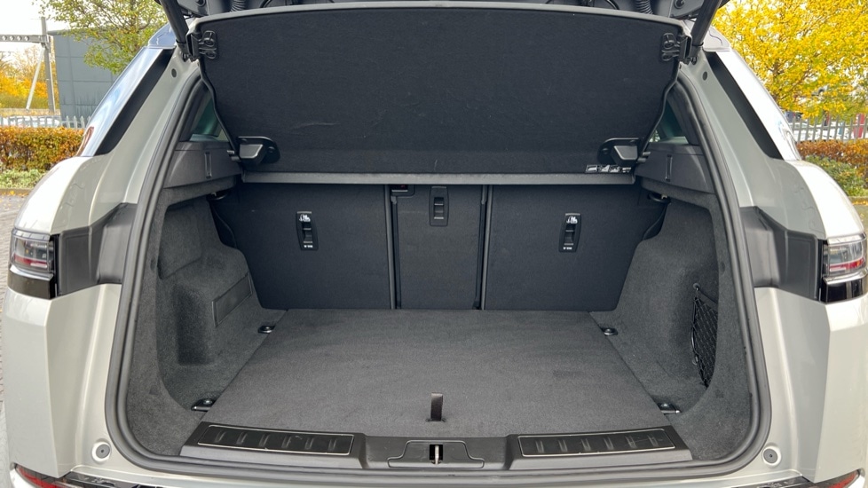 Used Land Rover Range Rover Evoque 2025 for sale - 76672588: Photo 10