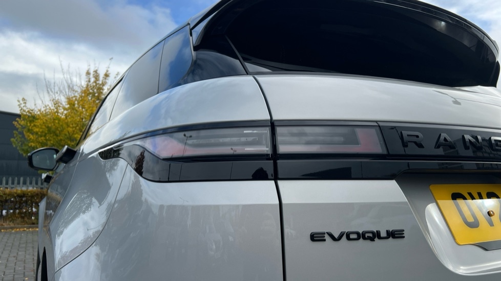 Used Land Rover Range Rover Evoque 2025 for sale - 76672588: Photo 19