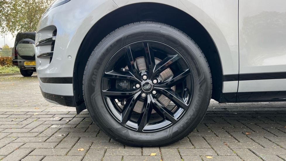 Used Land Rover Range Rover Evoque 2025 for sale - 76672588: Photo 31