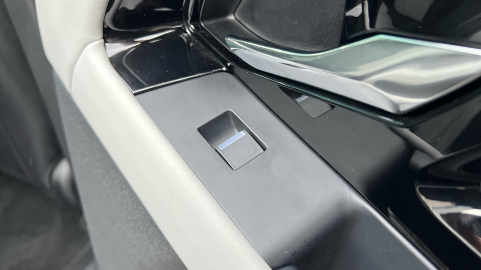 Used Land Rover Range Rover Evoque 2025 for sale - 76672588: Photo 46