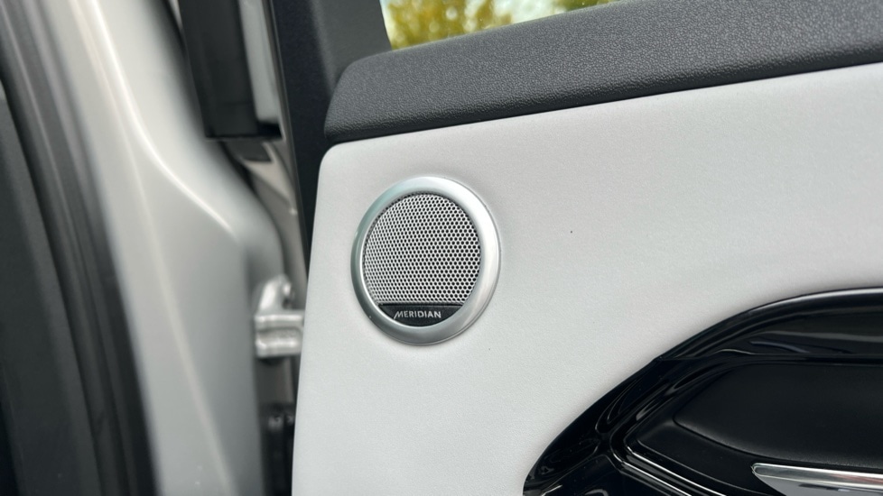 Used Land Rover Range Rover Evoque 2025 for sale - 76672588: Photo 47