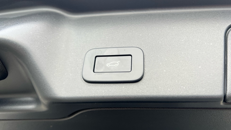 Used Land Rover Range Rover Evoque 2025 for sale - 76672588: Photo 52