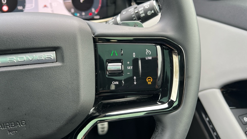 Used Land Rover Range Rover Evoque 2025 for sale - 76672588: Photo 65