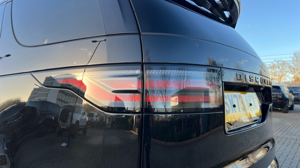 Used Land Rover Discovery 2023 for sale - 76851154: Photo 19